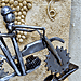 Les motards - Sculpture réalisée avec un vieil outil (2012)